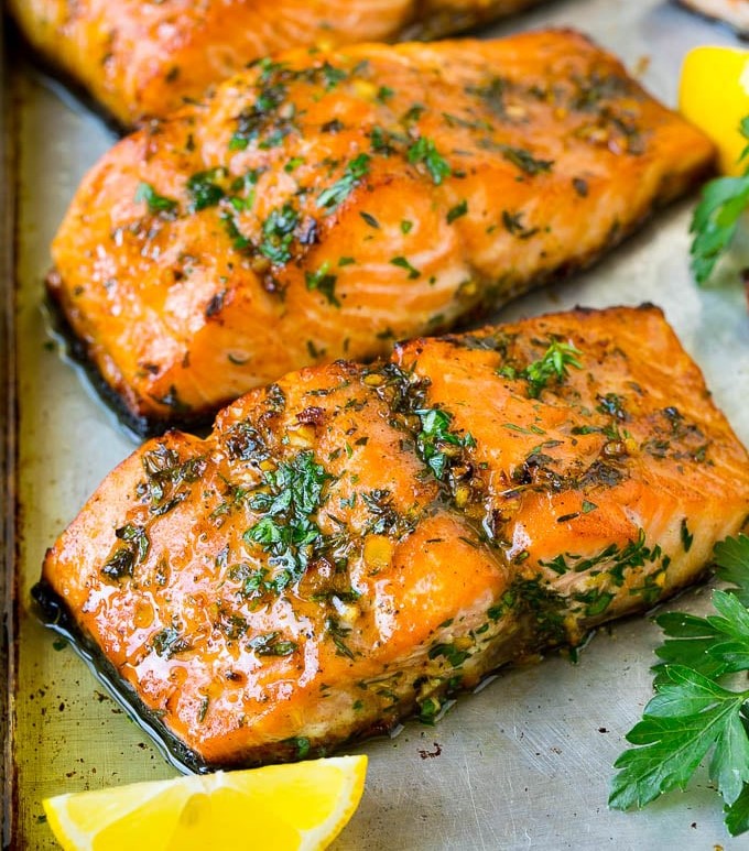 Baked Lemon Garlic Salmon from Fuel Weekly healthy meal delivery service