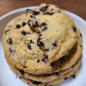 Chocolate Chip Cookies by FUEL Weekly. Delivery anywhere in Korea