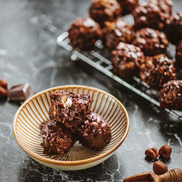 Chocolate Hazelnut Crunch Truffles from FUEL Weekly meal delivery in Korea