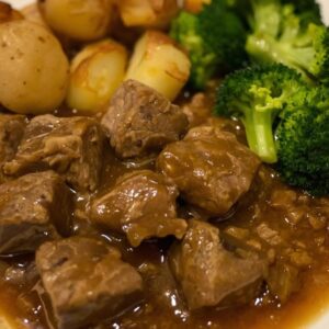 FUEL Weekly Meal Delivery Beef and Gravy for delivery in Korea